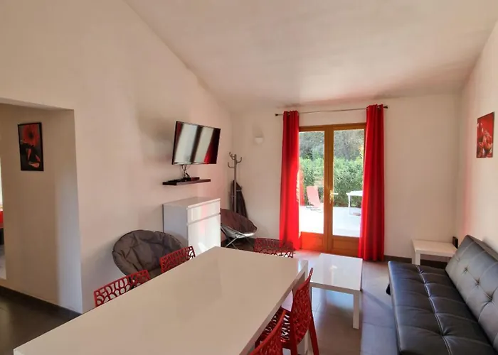 Tatil Evi Pour4 Pers A 700m De La De Palombaggia